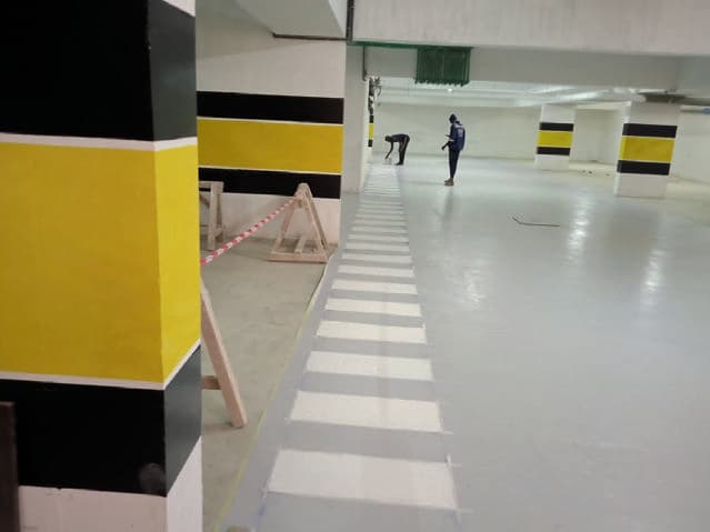 Parking avec résine industrielle